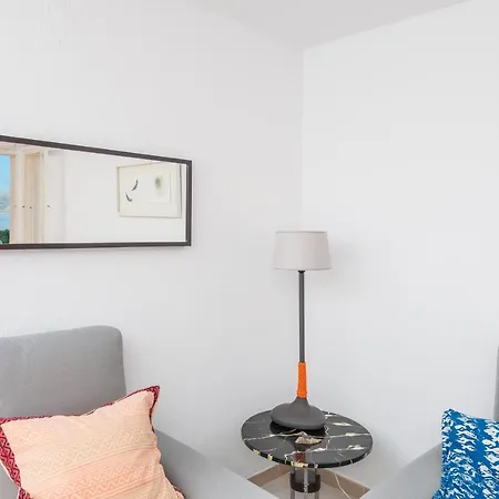 Apartment Xarus 1 *
